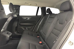 valkoinen Volvo V60 Cross Country 2019 kuva 8.