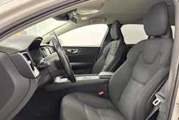 valkoinen Volvo V60 Cross Country 2019 kuva 11.
