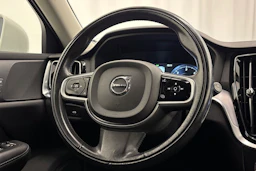 valkoinen Volvo V60 Cross Country 2019 kuva 13.