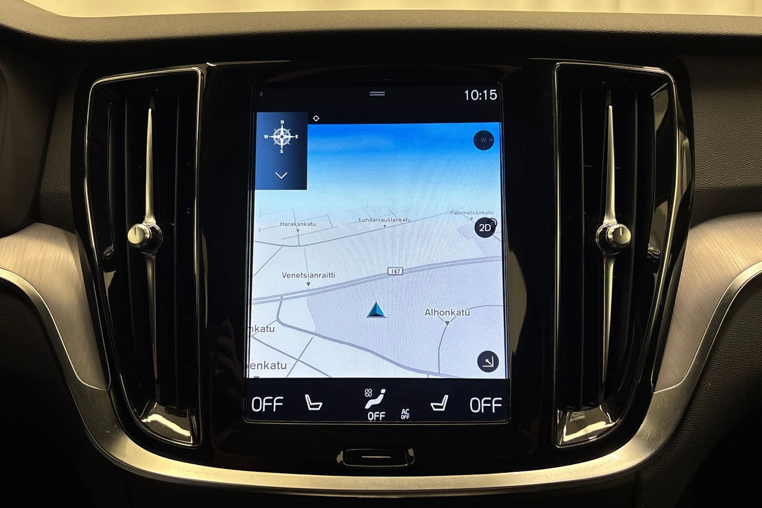 valkoinen Volvo V60 Cross Country 2019 kuva 18.