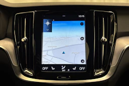 valkoinen Volvo V60 Cross Country 2019 kuva 18.
