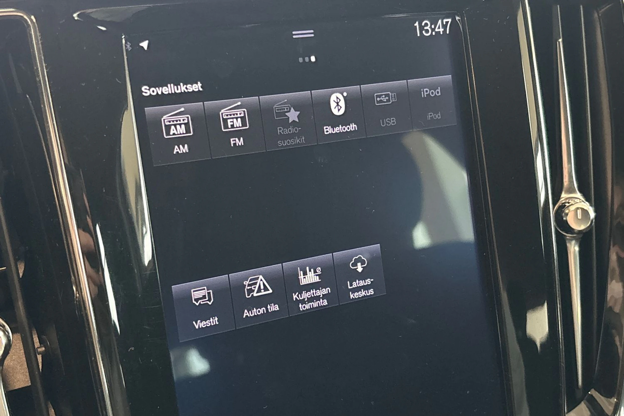 harmaa Volvo V60 Cross Country 2019 kuva 30.
