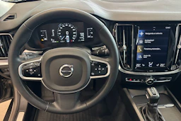 harmaa Volvo V60 Cross Country 2019 kuva 34.