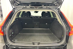 musta Volvo V60 Cross Country 2019 kuva 12.