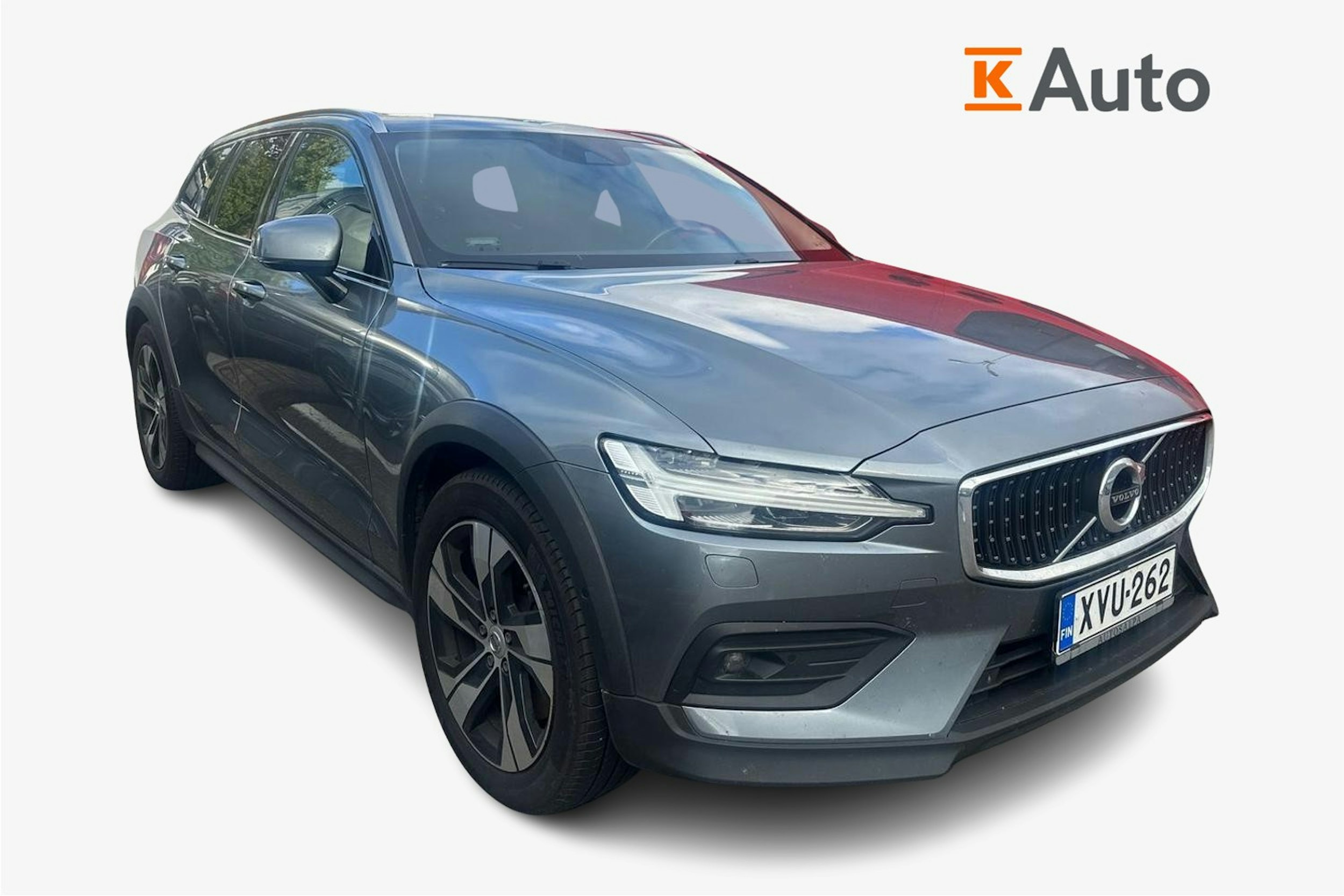 Harmaa Volvo V60 Cross Country 2019 kuva 1.