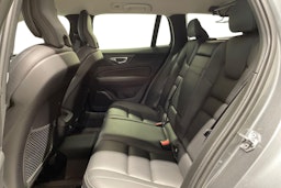 Harmaa Volvo V60 Cross Country 2019 kuva 10.