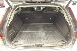 Harmaa Volvo V60 Cross Country 2019 kuva 15.