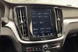 Harmaa Volvo V60 Cross Country 2019 kuva 18.