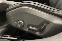 Harmaa Volvo V60 Cross Country 2019 kuva 27.