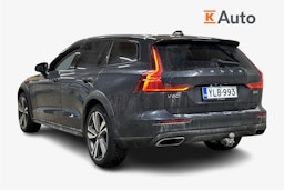 harmaa Volvo V60 Cross Country 2019 kuva 2.