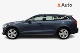 met. sininen Volvo V60 Cross Country 2020 kuva 5.