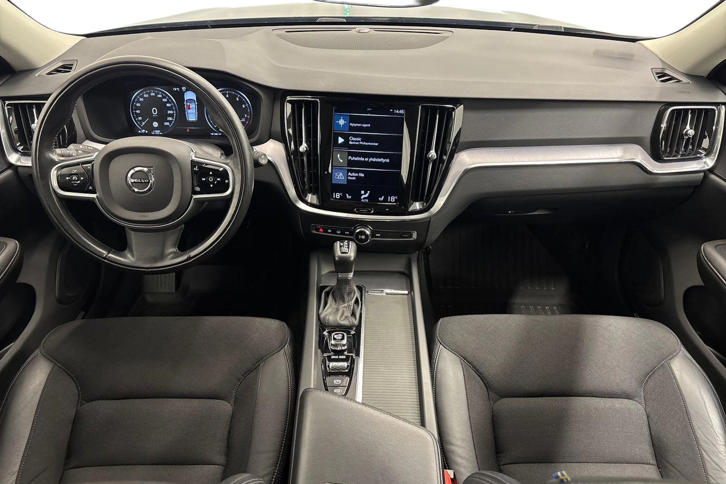 met. sininen Volvo V60 Cross Country 2020 kuva 7.