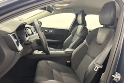 met. sininen Volvo V60 Cross Country 2020 kuva 11.