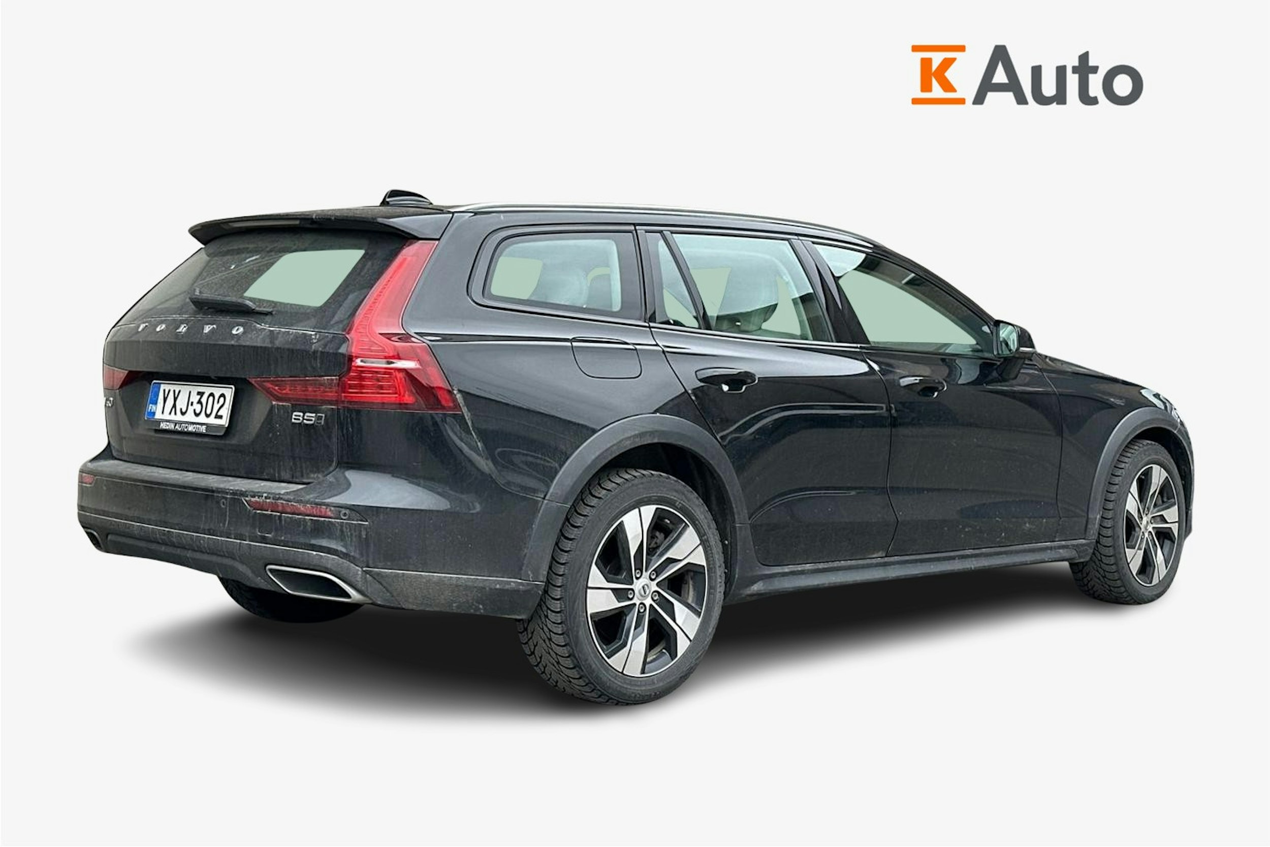 musta Volvo V60 Cross Country 2020 kuva 2.