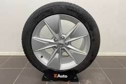 musta Volvo V60 Cross Country 2021 kuva 13.