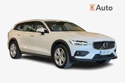 valkoinen Volvo V60 Cross Country 2021 kuva 1.