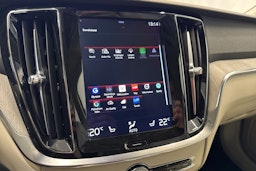 musta Volvo V60 Cross Country 2021 kuva 26.