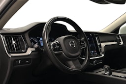 valkoinen Volvo V60 Cross Country 2022 kuva 7.