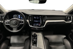 valkoinen Volvo V60 Cross Country 2022 kuva 9.