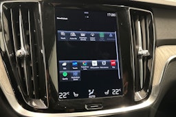 valkoinen Volvo V60 Cross Country 2022 kuva 33.