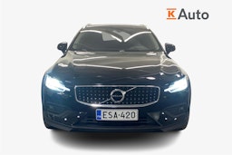 musta Volvo V60 Cross Country 2022 kuva 4.