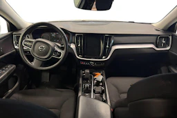 valkoinen Volvo V60 Cross Country 2022 kuva 7.