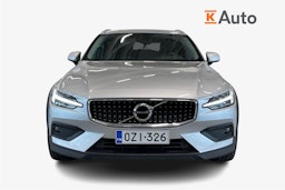 harmaa Volvo V60 Cross Country 2022 kuva 5.