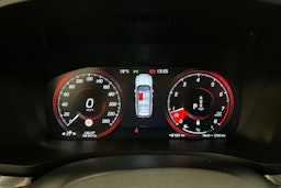 harmaa Volvo V60 Cross Country 2022 kuva 23.