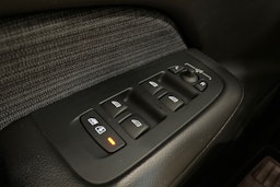 harmaa Volvo V60 Cross Country 2022 kuva 25.