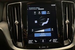harmaa Volvo V60 Cross Country 2022 kuva 27.