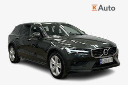 harmaa Volvo V60 Cross Country 2022 kuva 1.