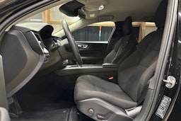 musta Volvo V60 Cross Country 2022 kuva 15.