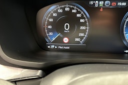 musta Volvo V60 Cross Country 2022 kuva 22.