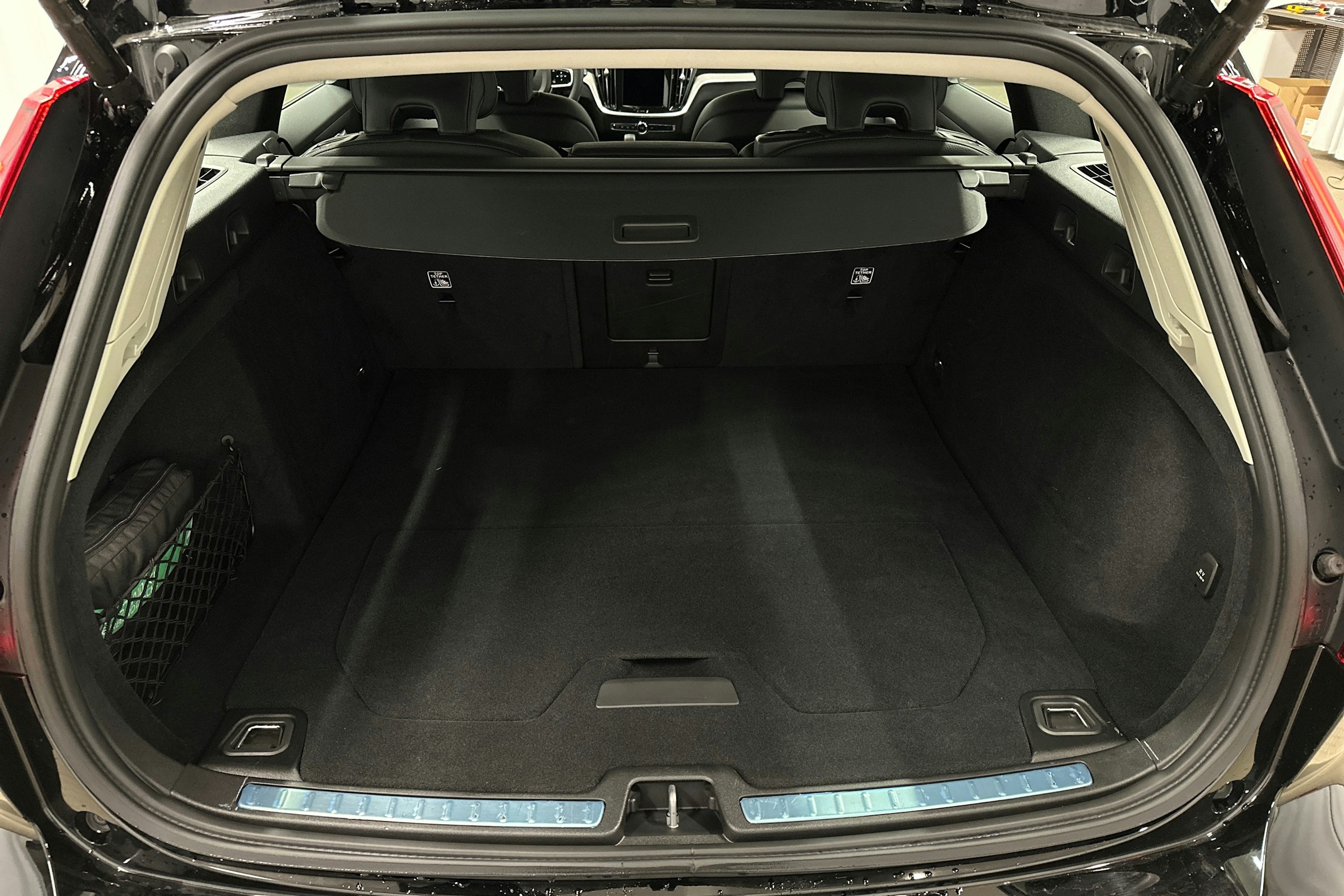 Volvo V60 Cross Country 2023 kuva 14.