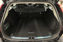Volvo V60 Cross Country 2023 kuva 14.