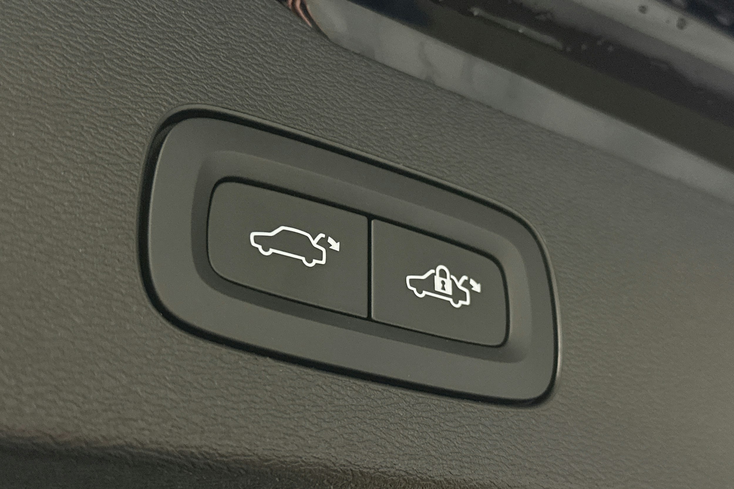 Volvo V60 Cross Country 2023 kuva 15.