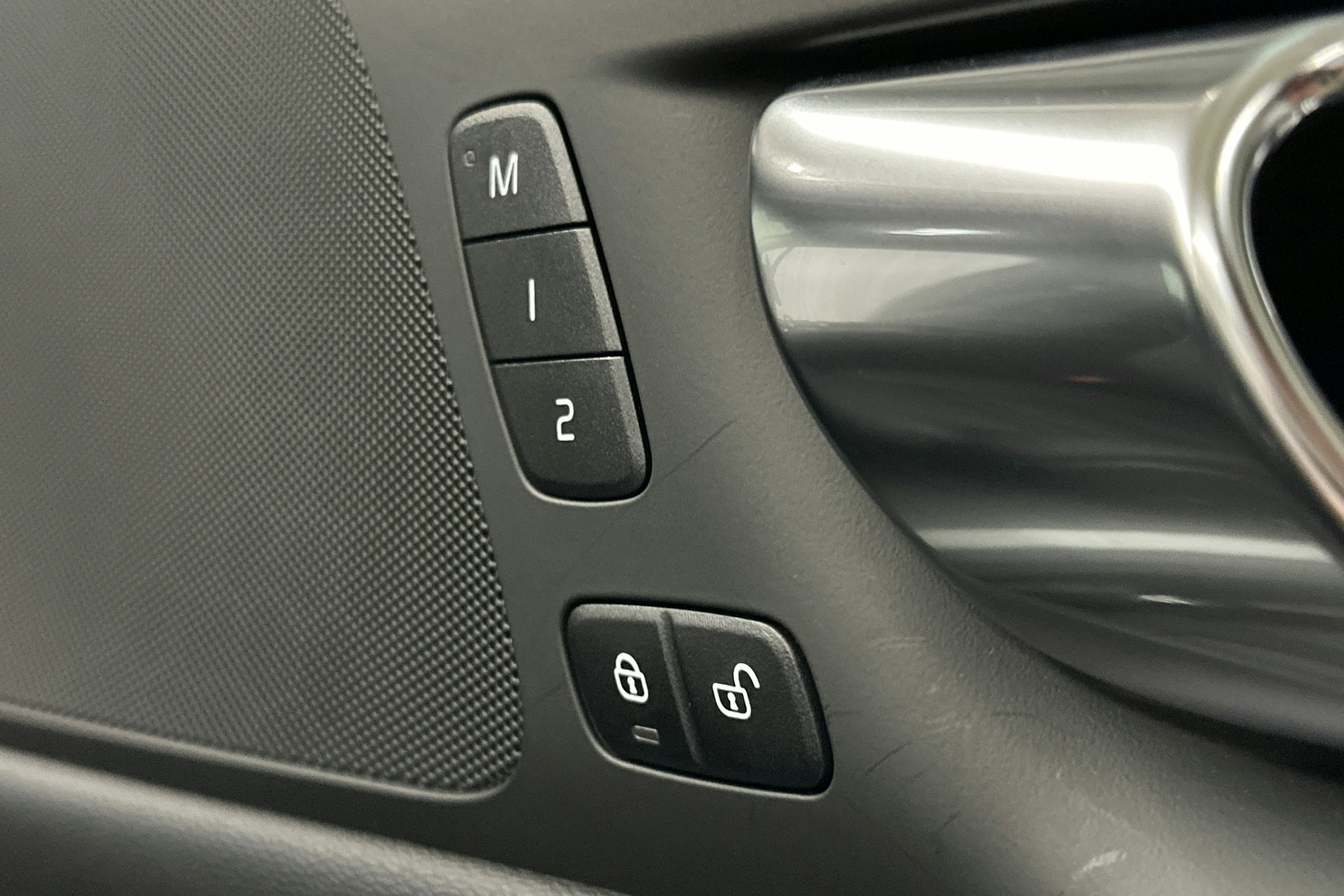 Volvo V60 Cross Country 2023 kuva 21.