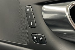 Volvo V60 Cross Country 2023 kuva 21.