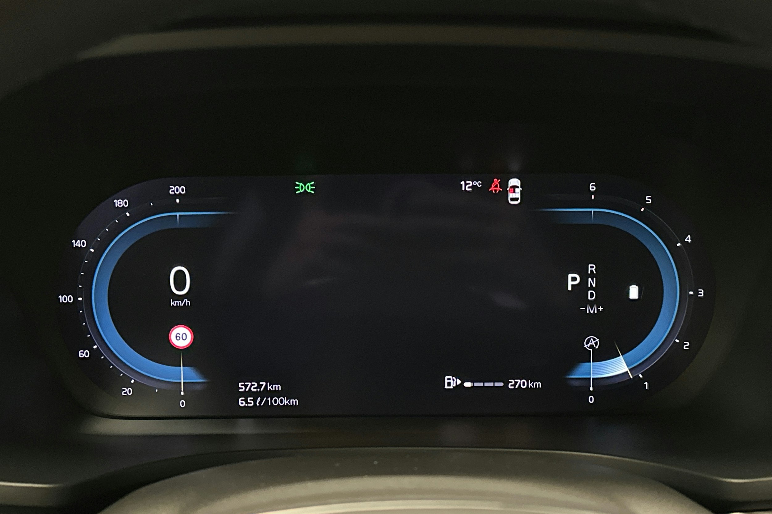 Volvo V60 Cross Country 2023 kuva 25.