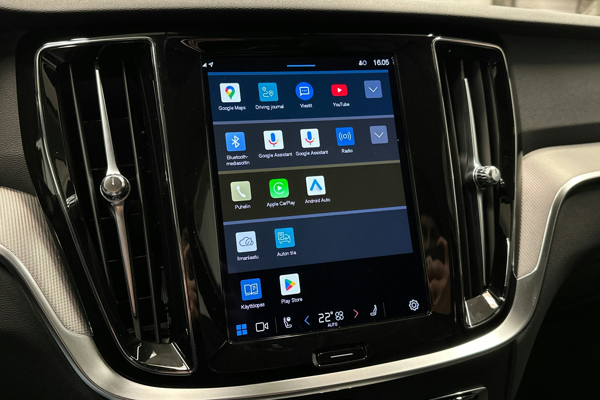 Volvo V60 Cross Country 2023 kuva 26.