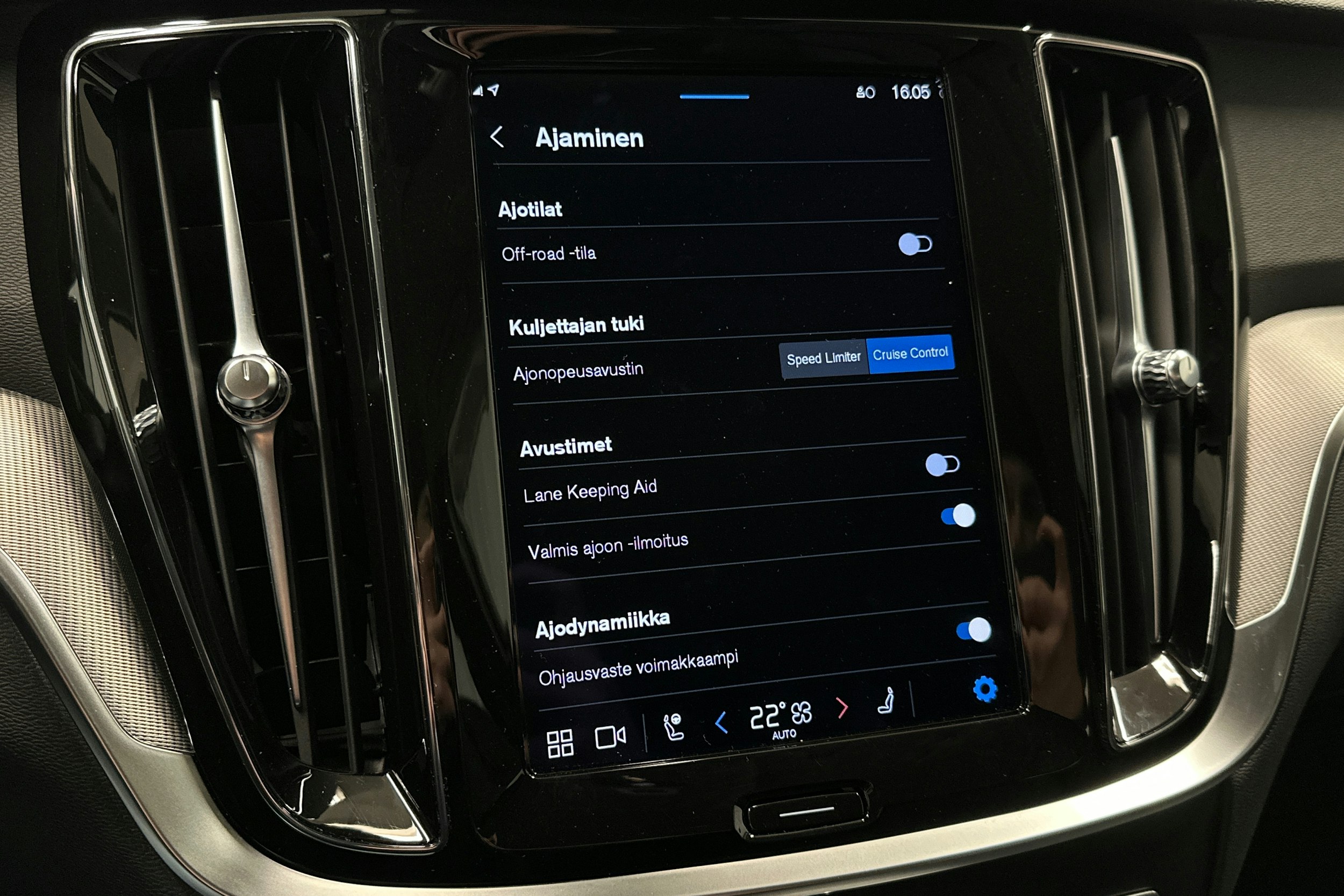 Volvo V60 Cross Country 2023 kuva 27.