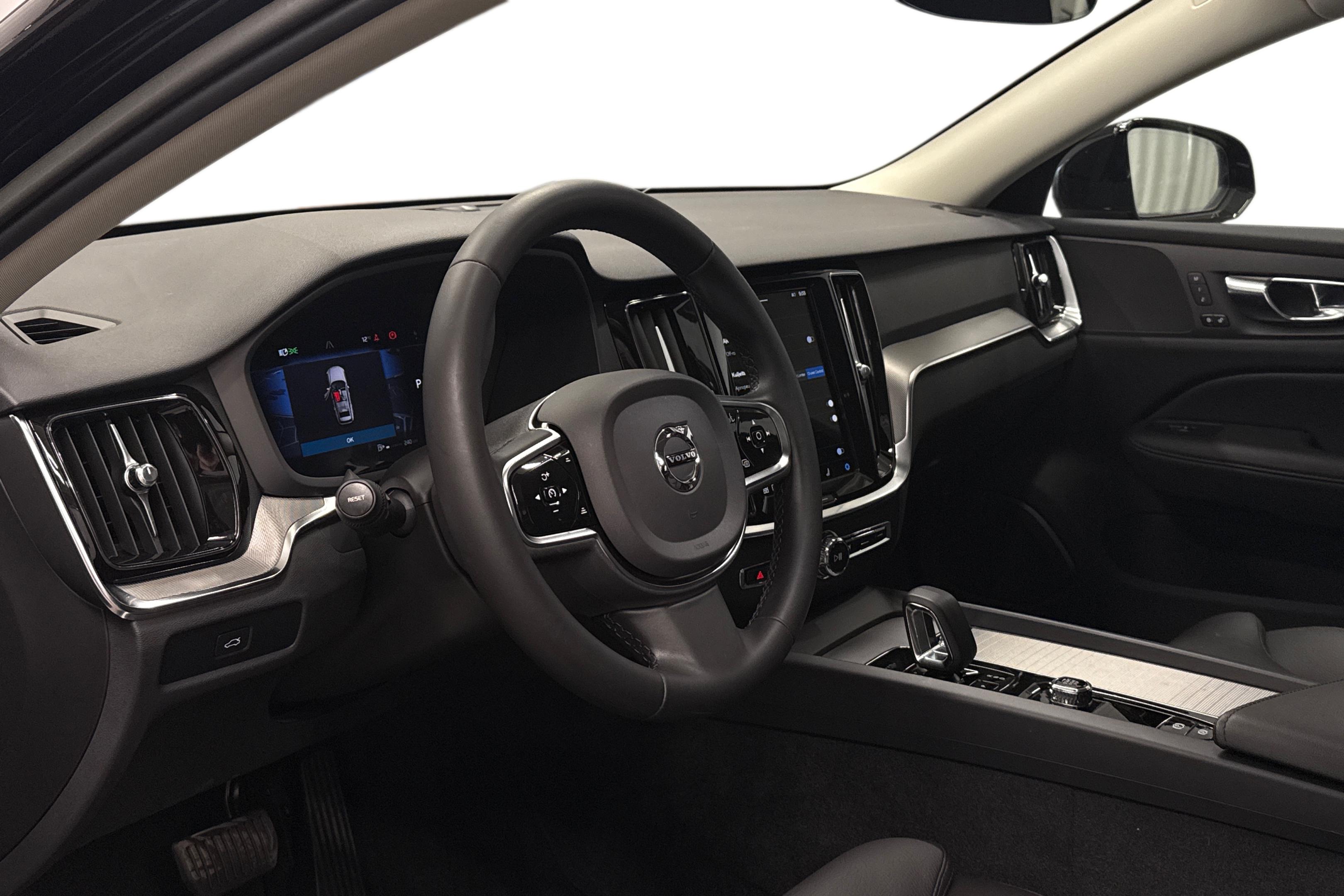 Volvo V60 Cross Country 2023, kuva 6/26