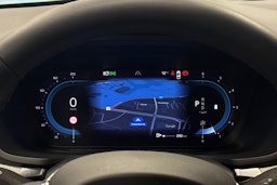 musta Volvo V60 Cross Country 2023 kuva 17.