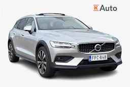 harmaa Volvo V60 Cross Country 2023 kuva 1.