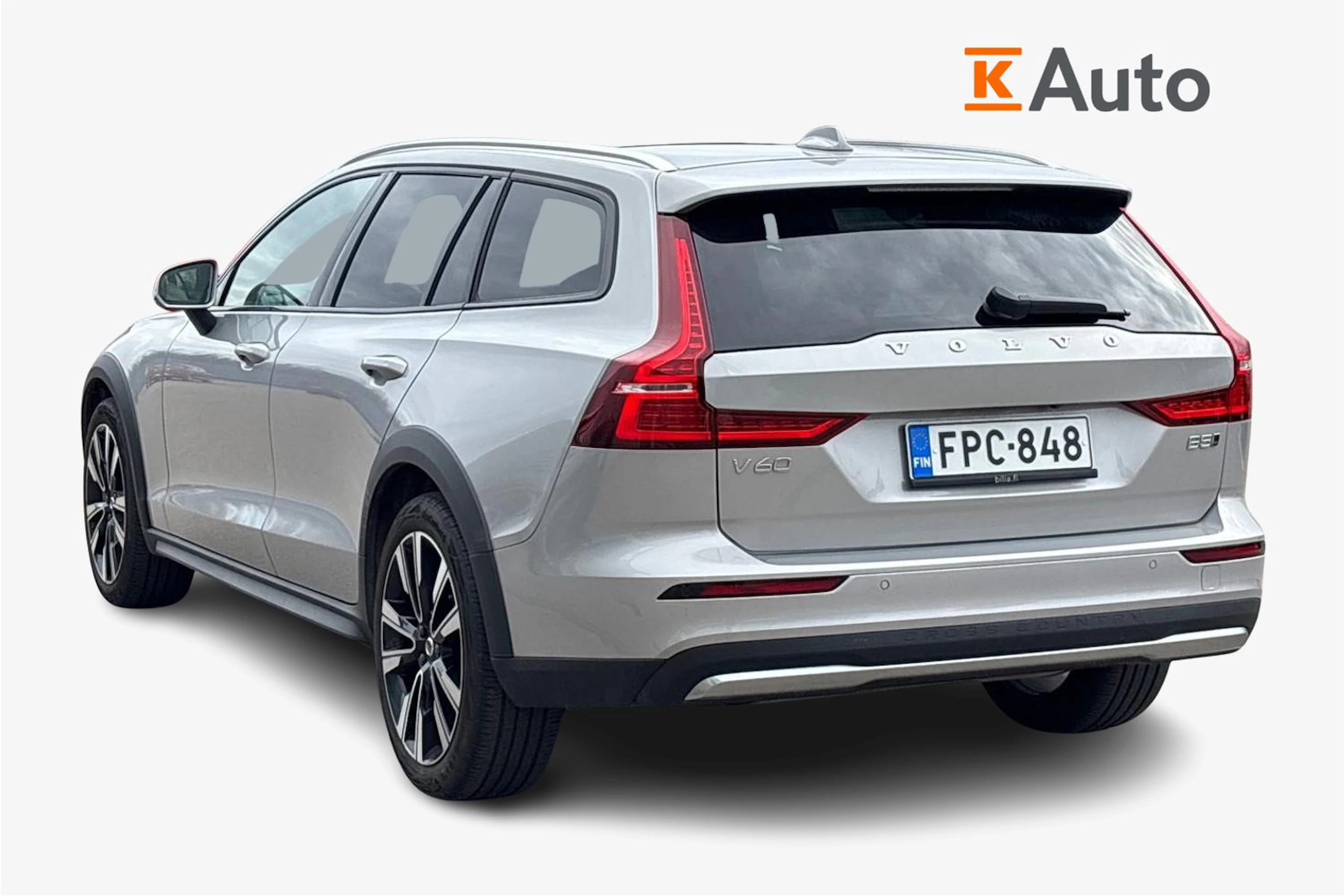 harmaa Volvo V60 Cross Country 2023 kuva 2.