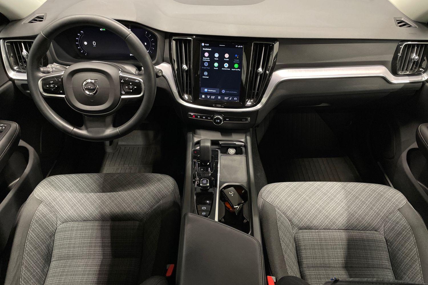 Volvo V60 Cross Country 2023, kuva 7/25