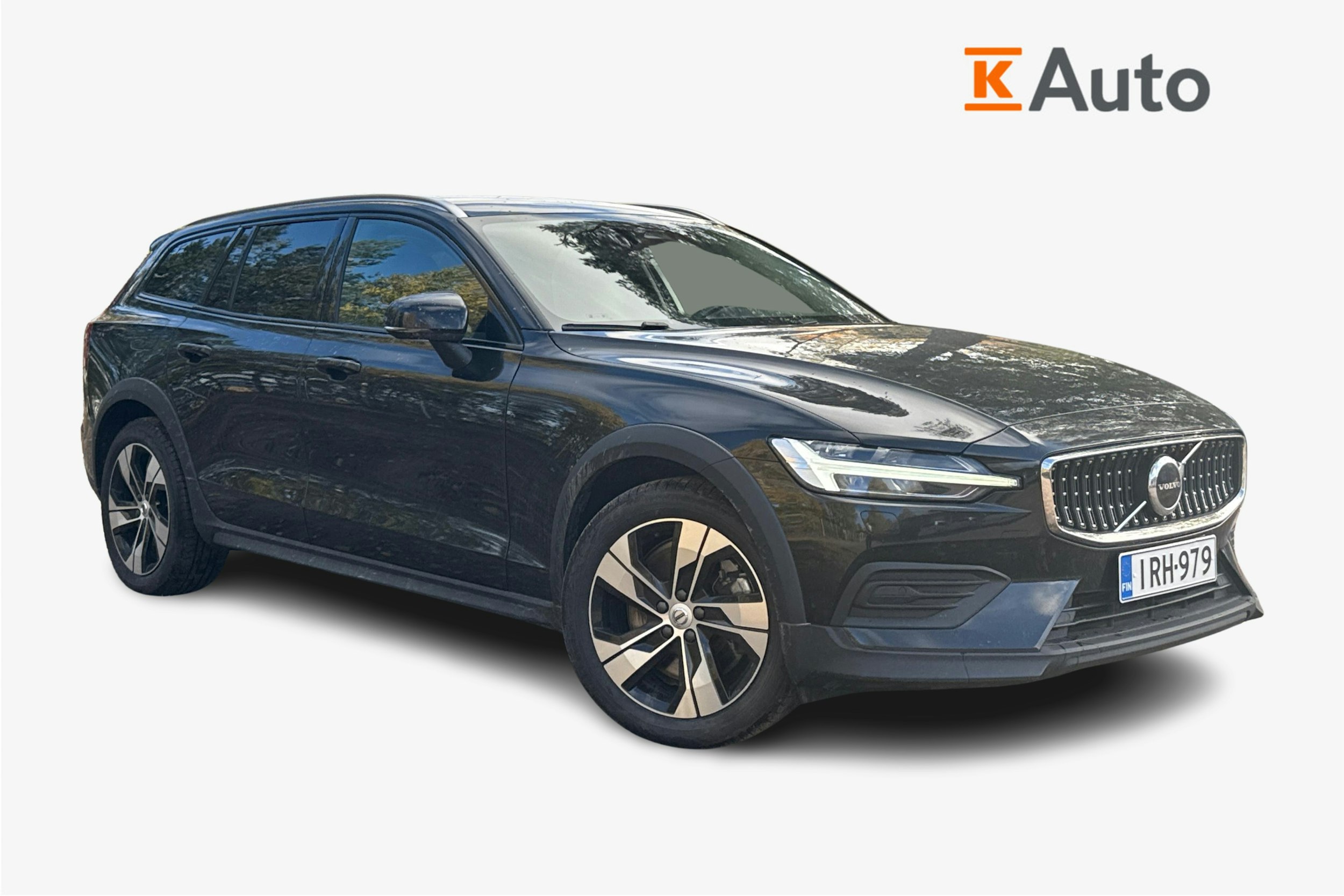 musta Volvo V60 Cross Country 2023 kuva 1.