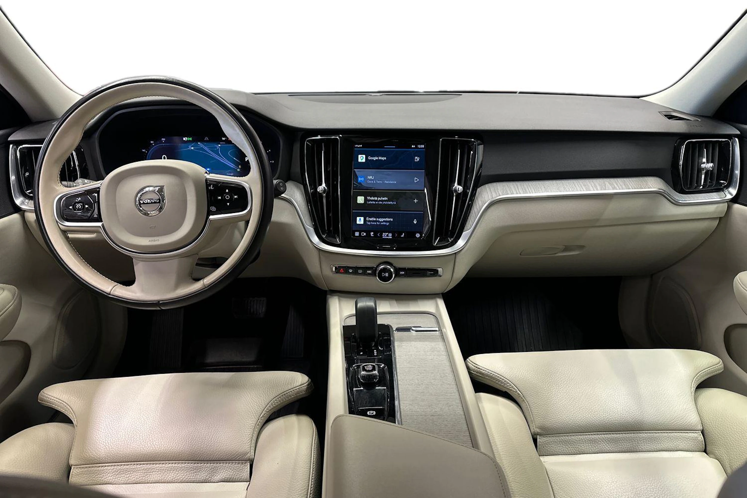 musta Volvo V60 Cross Country 2023 kuva 7.