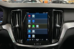 harmaa Volvo V60 Cross Country 2023 kuva 20.