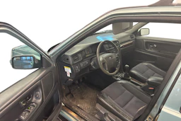 turkoosi Volvo V70 1997 kuva 6.